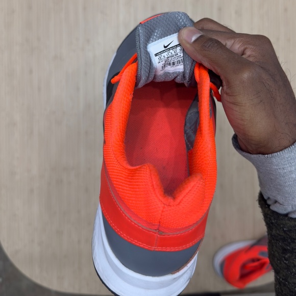 Nike Air Relentless - size 12.5 - Picture 6 of 6